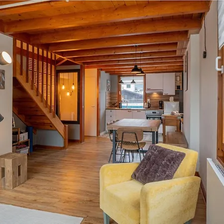Refuge De L'aiguille - 2 Bedroom Duplex In The Heart Of Chamonix