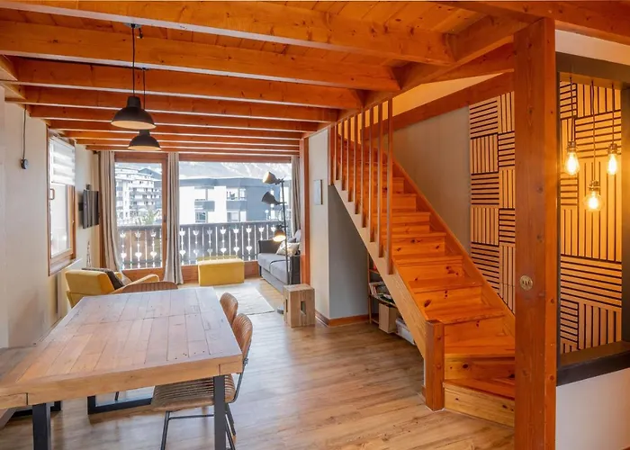 Refuge De L'aiguille - 2 Bedroom Duplex In The Heart Of Apartment *